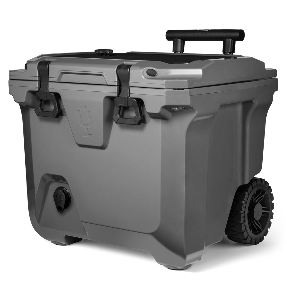 Charcoal BruTank 35-Quart Rolling CoolerBruTank 35-Quart Rolling Cooler